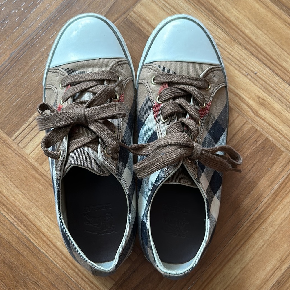 Burberry Sneakers Size 38